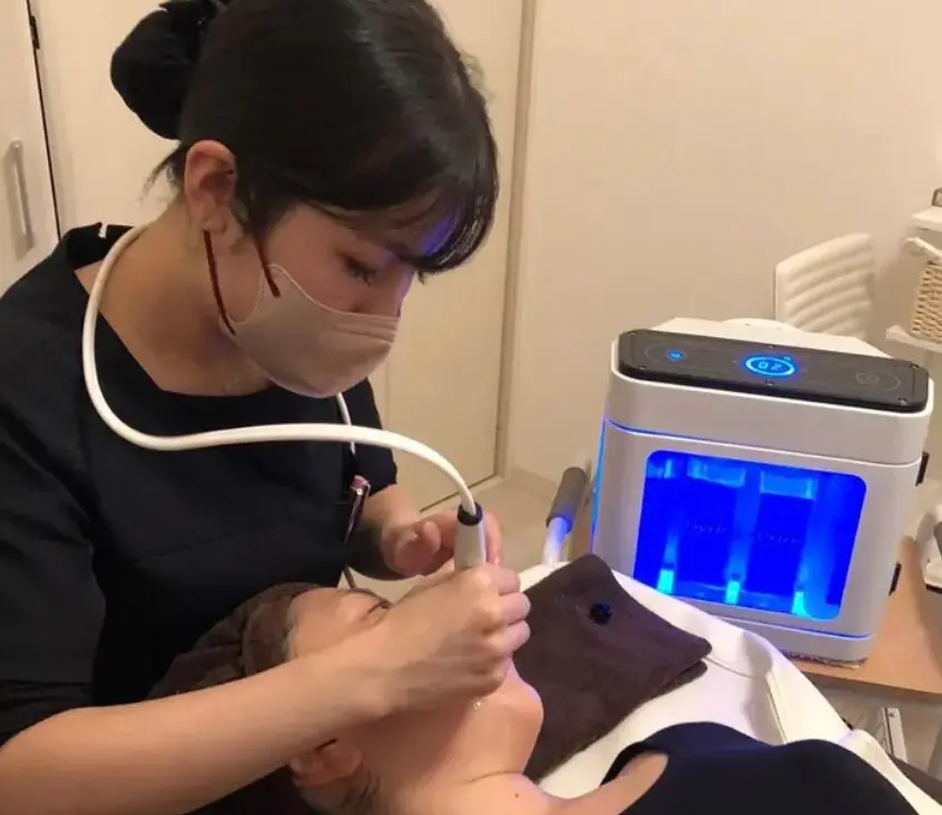 aisea【アイシー】/ 大人の毛穴 ツヤ肌専門サロン / 丸の内 伏見 - 13