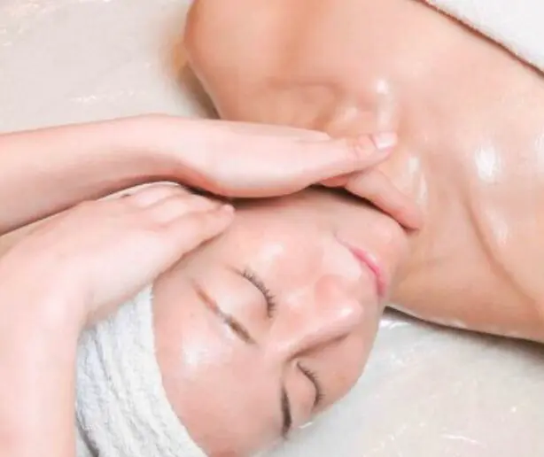 LOTUS Beauty【ロータス ビューティー】/ 小顔矯正,コルギ / 吉祥寺