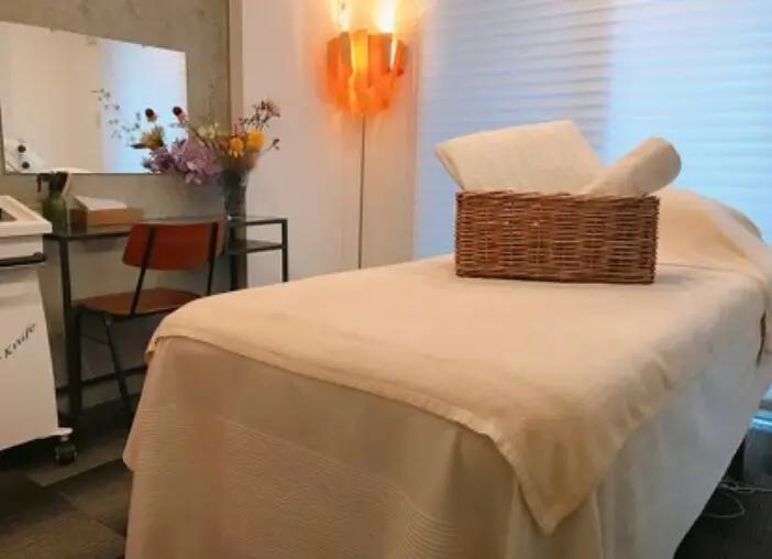 salon de MANIFIK【マニフィーク】/ ハイパーナイフ / 三軒茶屋