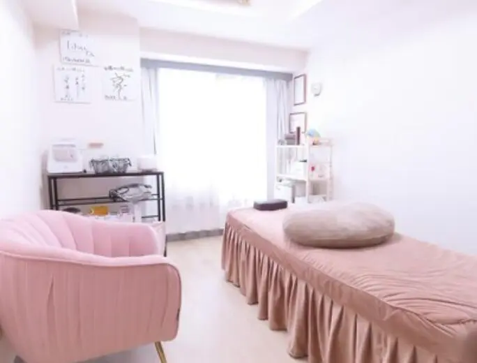 永遠の小顔/ 美容鍼,小顔矯正 / 本駒込
